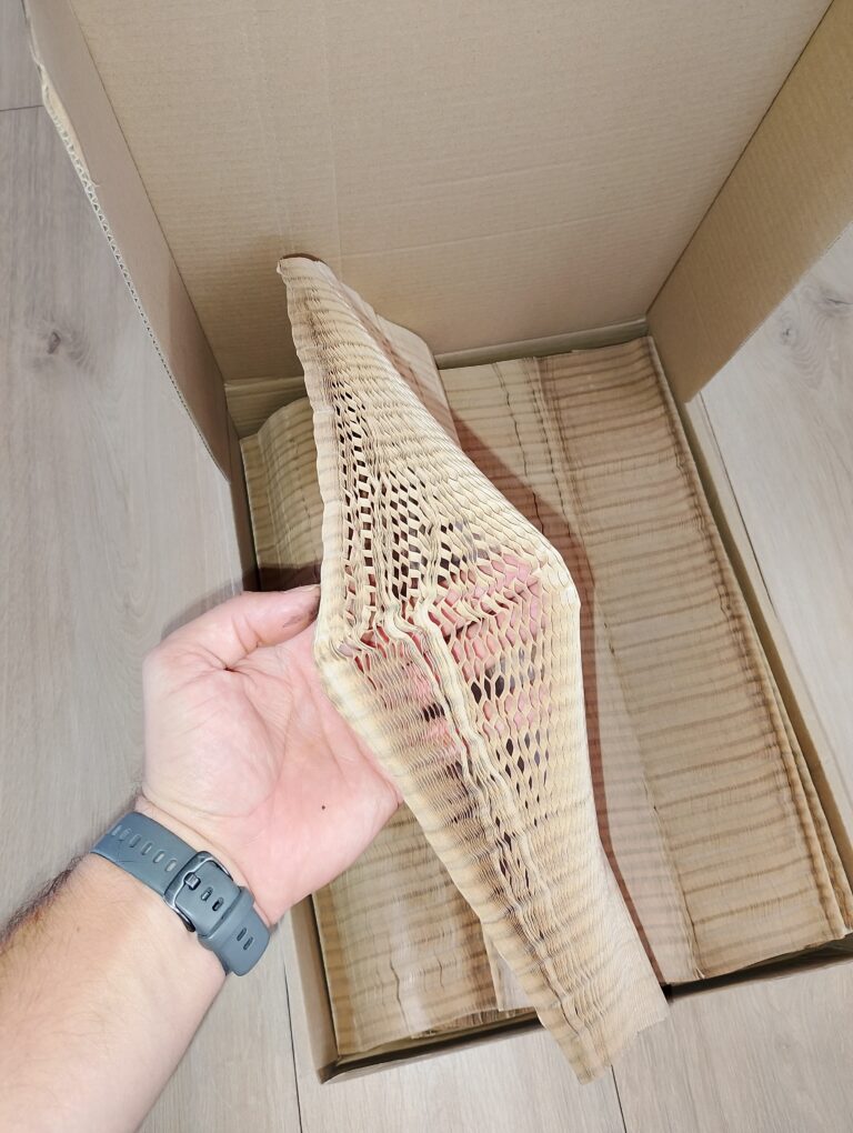 Papier ochronny 3D o strukturze plastra miodu